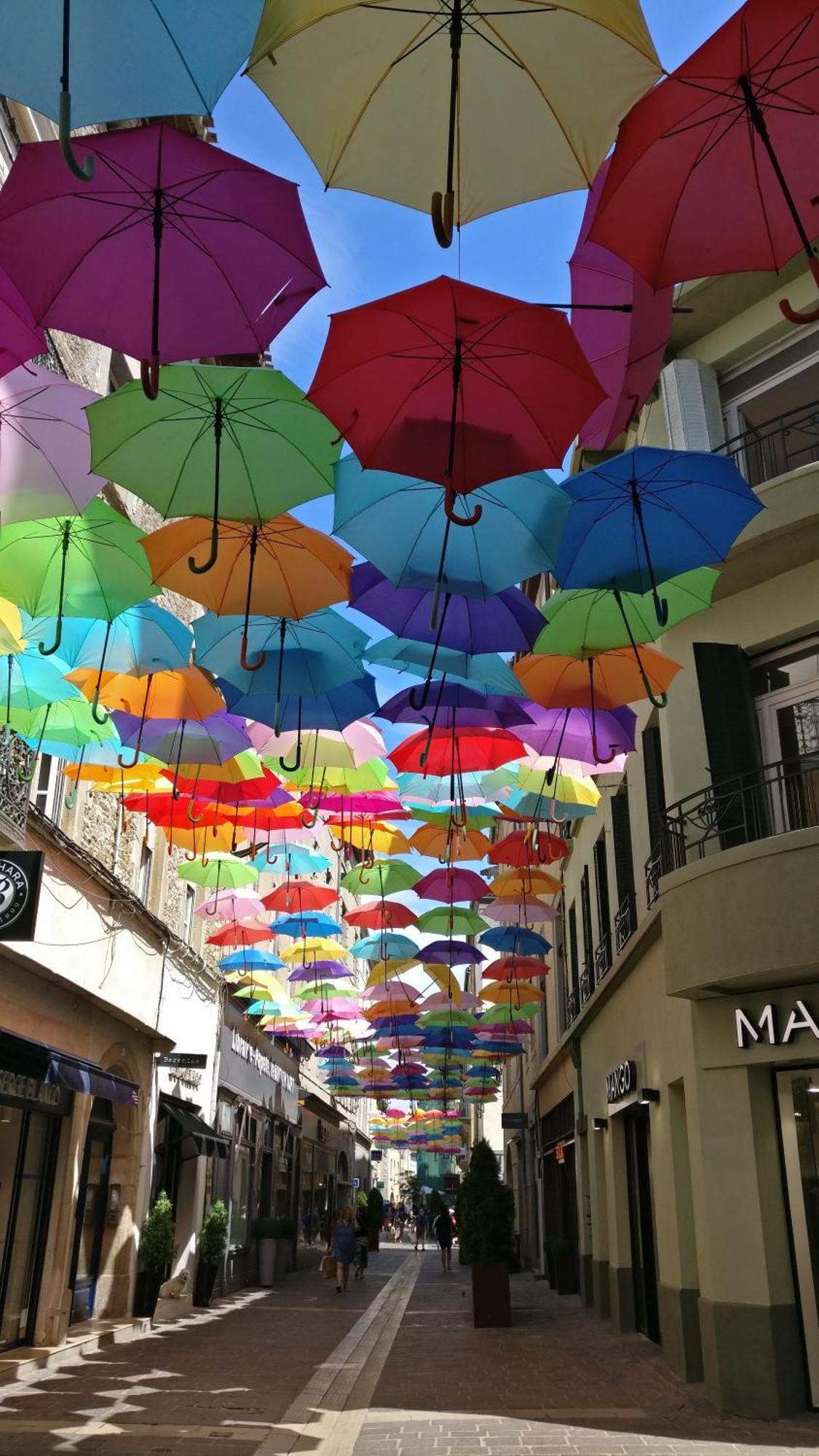 Les Couleurs Du Monde ! Parking Et Balcon Apartment Carcassonne Exterior photo